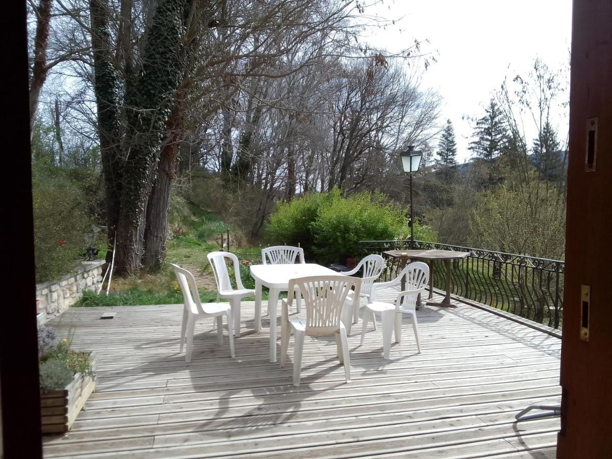 Les Favouilles - Gite & Chambres D Hotes Dauphin Buitenkant foto