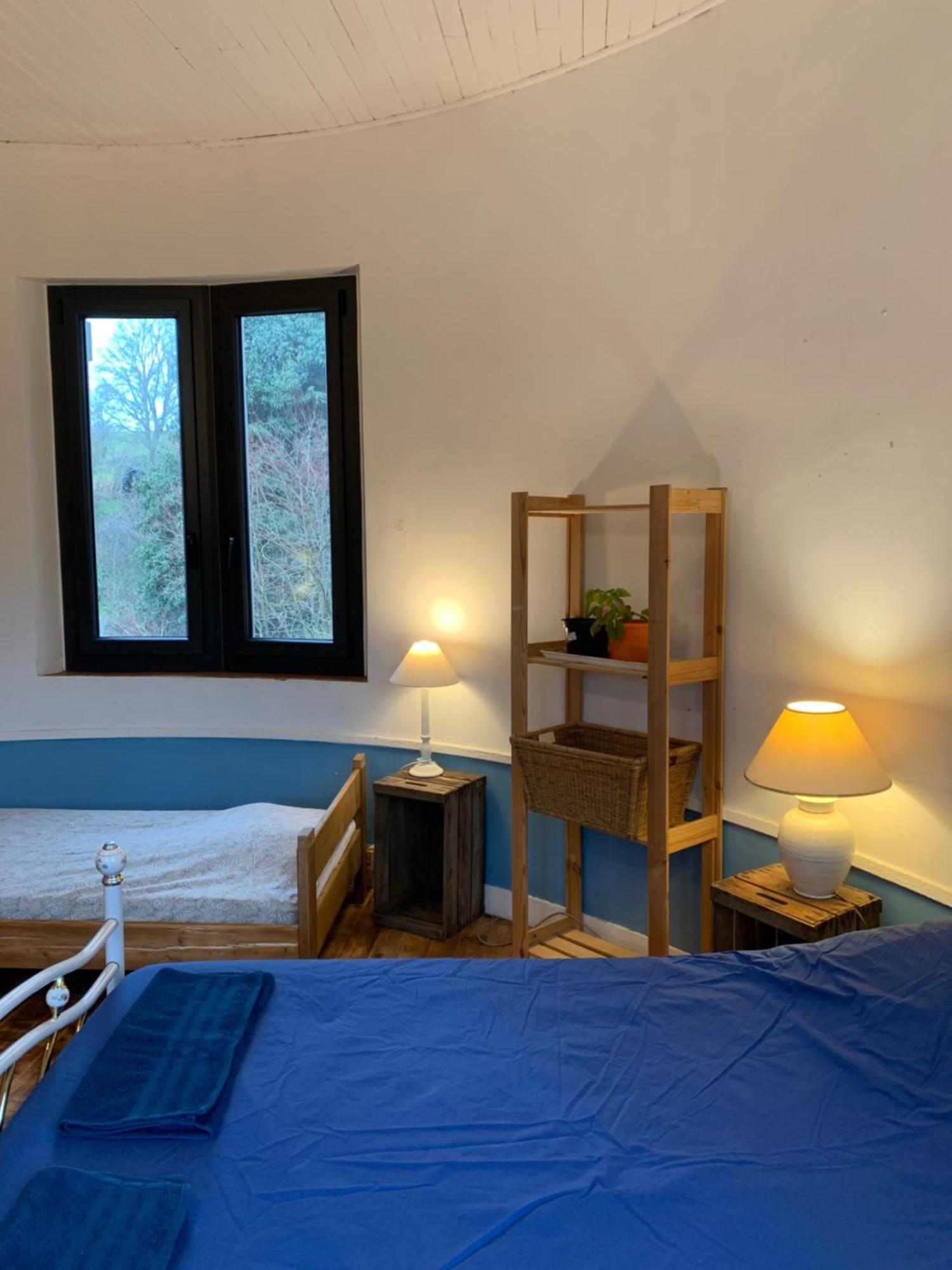 Les Favouilles - Gite & Chambres D Hotes Dauphin Kamer foto