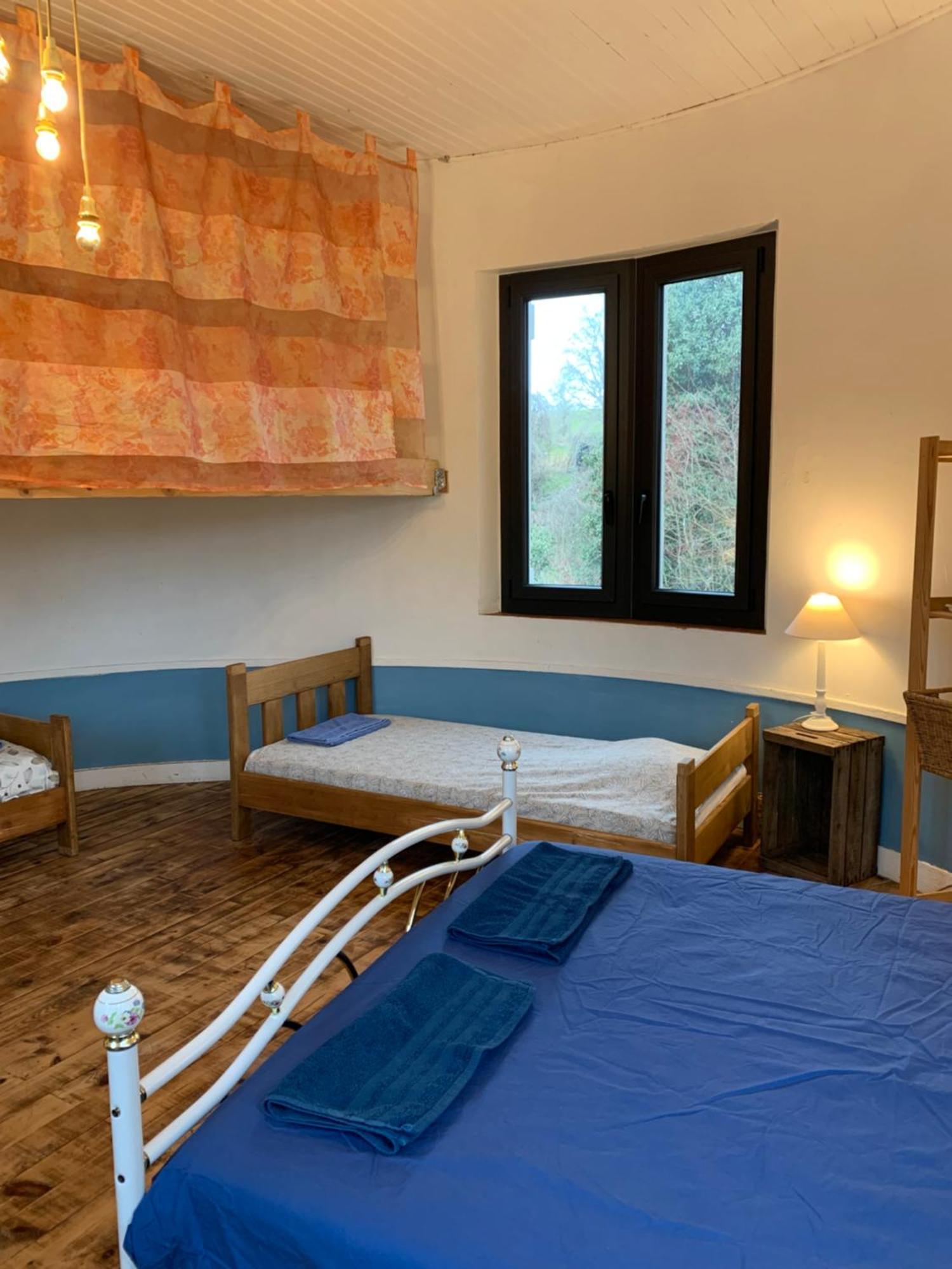 Les Favouilles - Gite & Chambres D Hotes Dauphin Buitenkant foto
