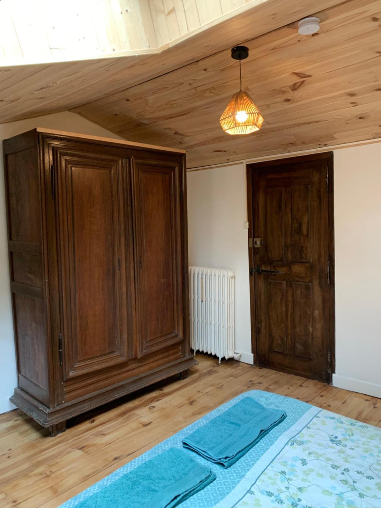 Les Favouilles - Gite & Chambres D Hotes Dauphin Kamer foto