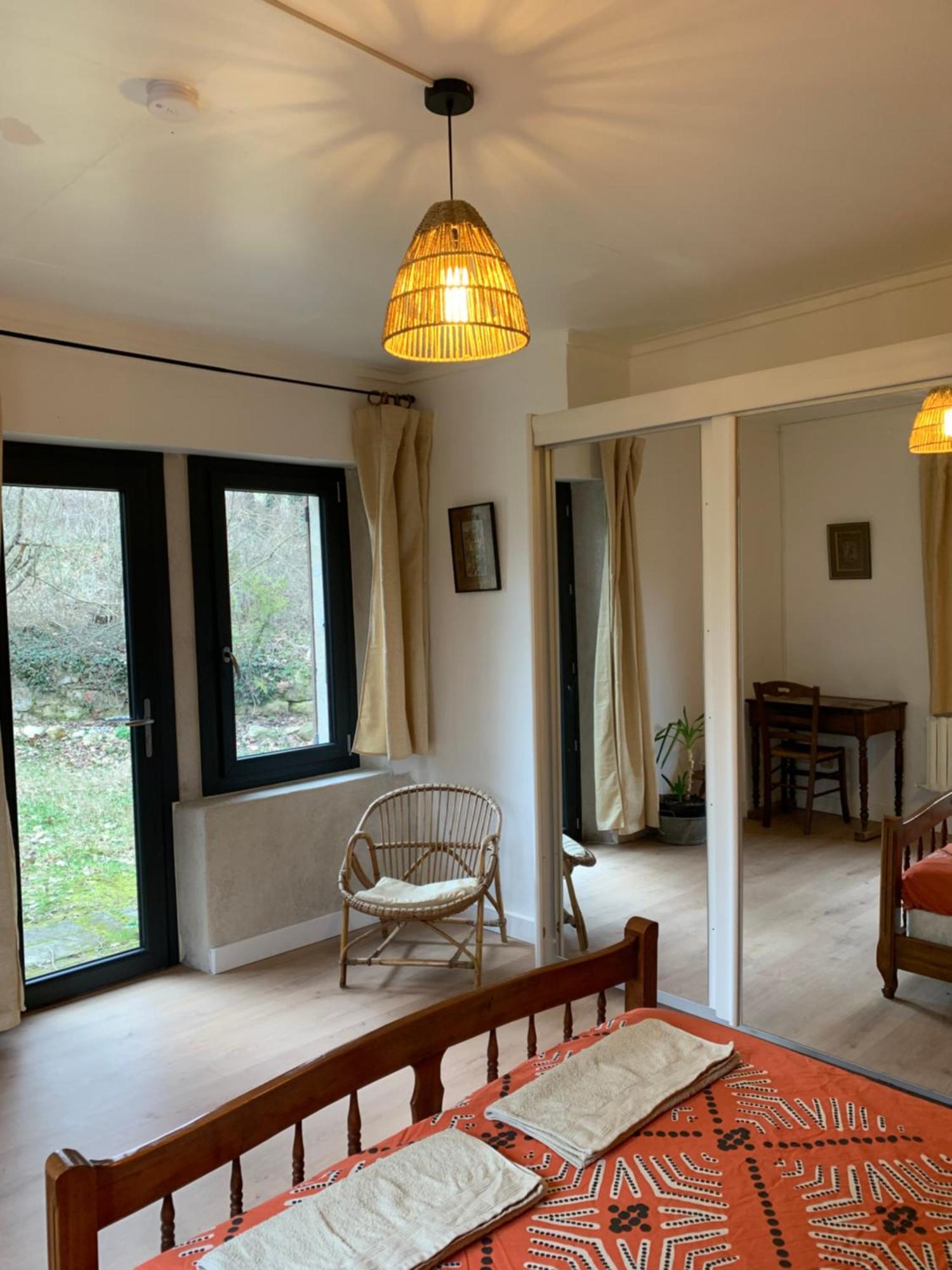 Les Favouilles - Gite & Chambres D Hotes Dauphin Buitenkant foto